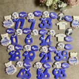 大学アメフト部の最終戦に。チームカラーの紫が映えるアイシングクッキー