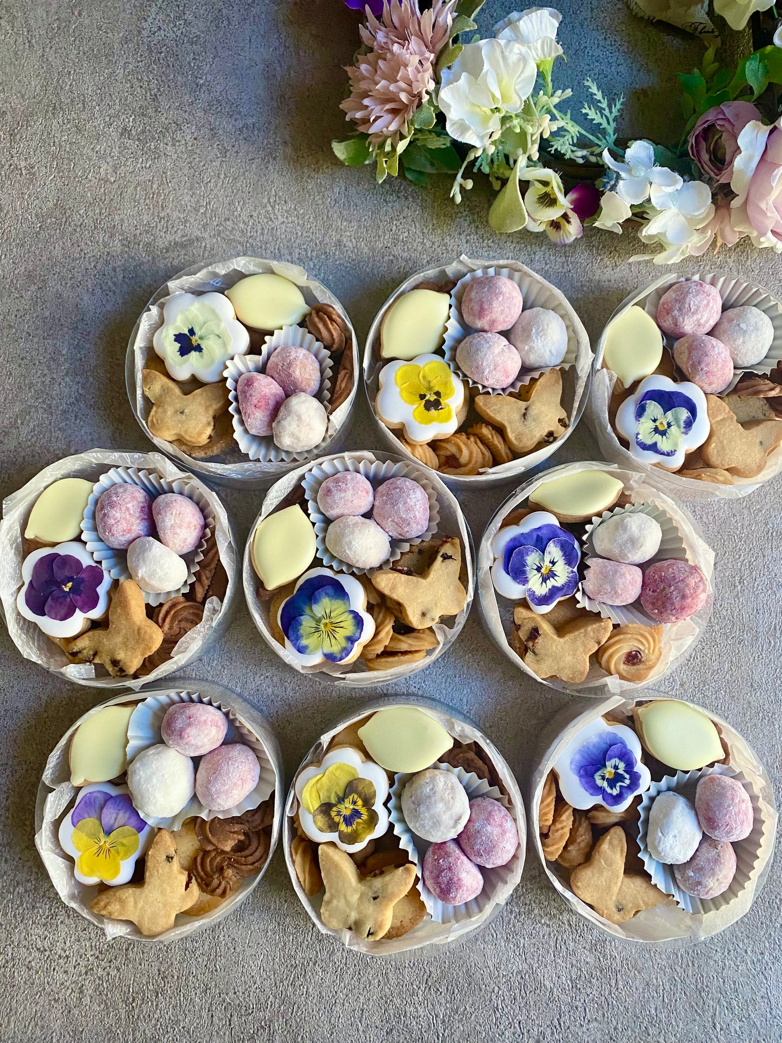 Lemon & Flowers Cookie Box